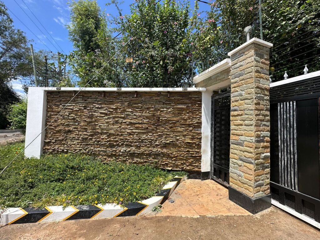 Gate wall cladding ideas in Kenya